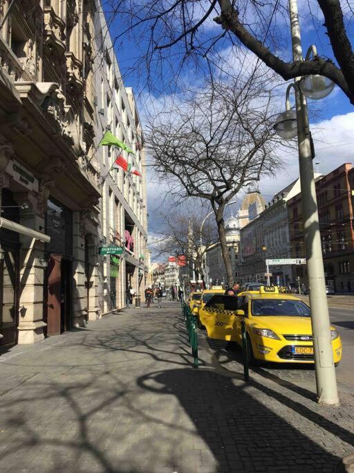 Downtown Island Of Peace By Nw Budapeste Exterior foto